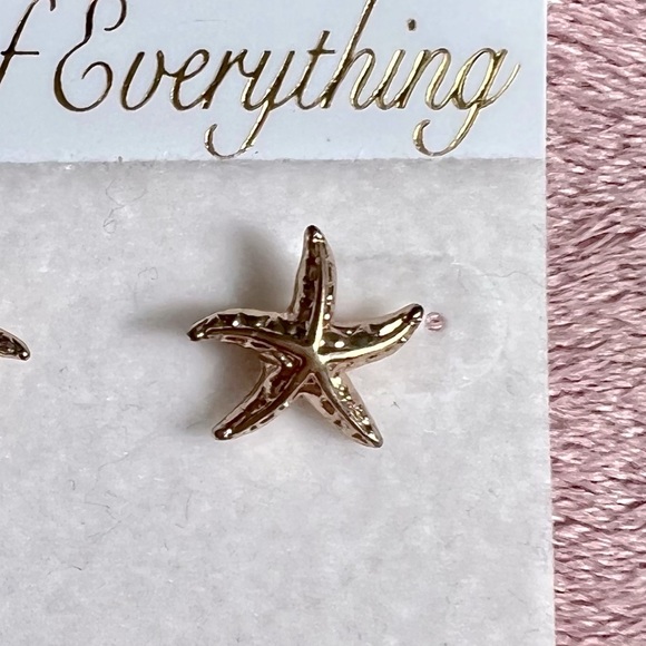 Gold starfish earrings - Picture 2 of 2